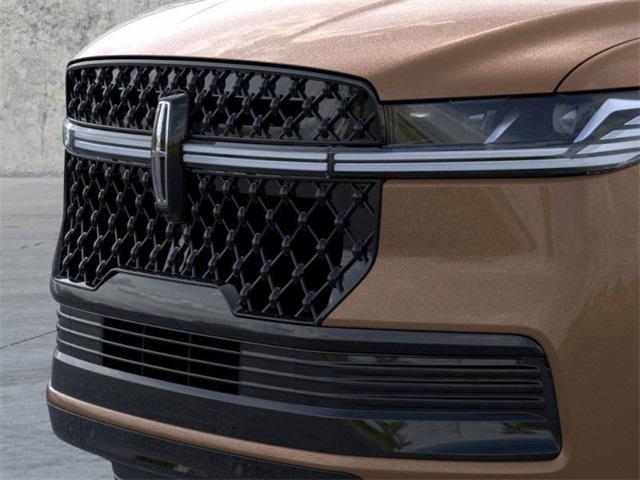 new 2025 Lincoln Navigator car, priced at $130,335