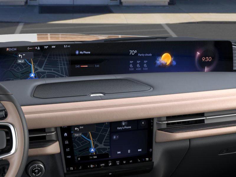 new 2025 Lincoln Navigator car, priced at $130,335