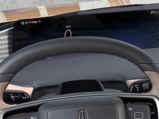 new 2025 Lincoln Navigator car, priced at $130,335