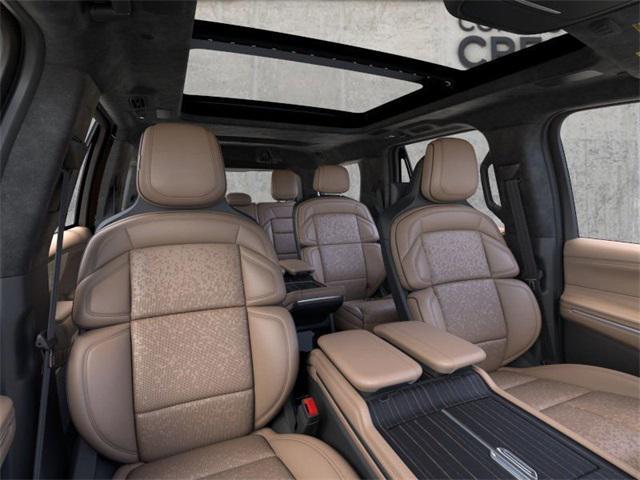 new 2025 Lincoln Navigator car, priced at $130,335