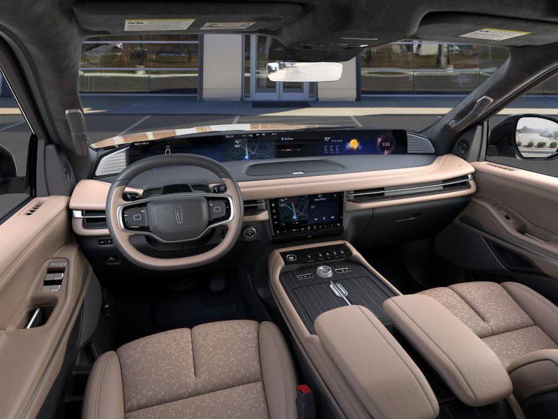 new 2025 Lincoln Navigator car, priced at $130,335