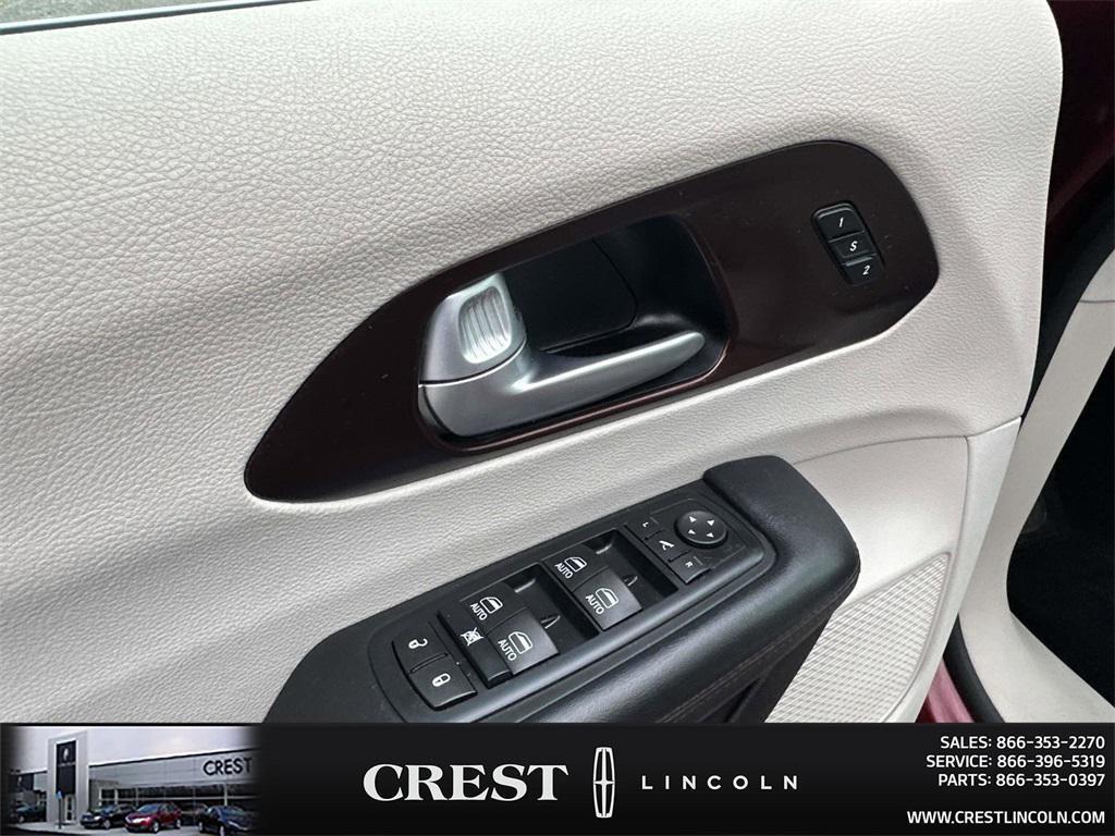 used 2017 Chrysler Pacifica car, priced at $12,447