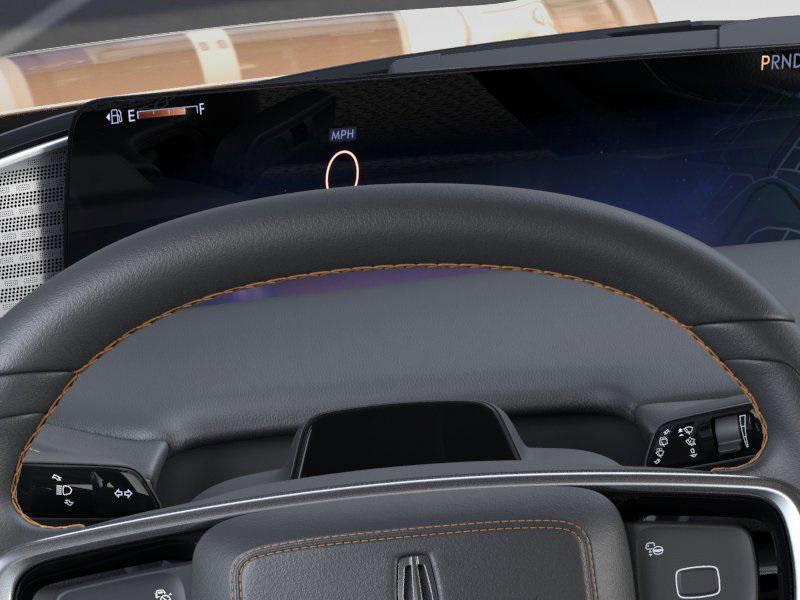 new 2025 Lincoln Navigator car, priced at $130,505