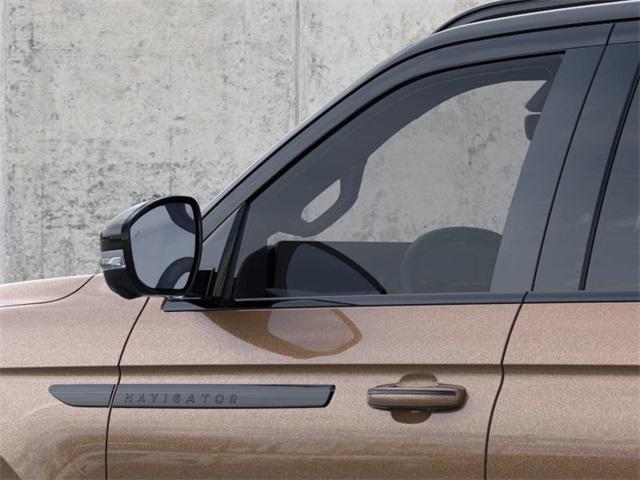 new 2025 Lincoln Navigator car, priced at $130,505