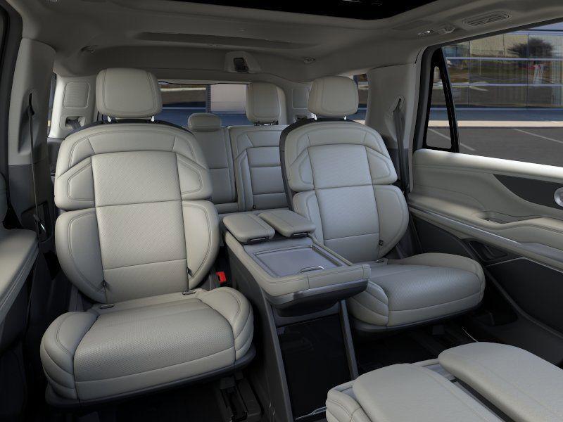 new 2026 Lincoln Navigator car, priced at $113,250