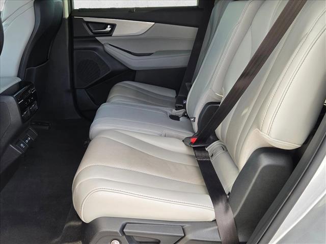 used 2024 Acura MDX car, priced at $35,884