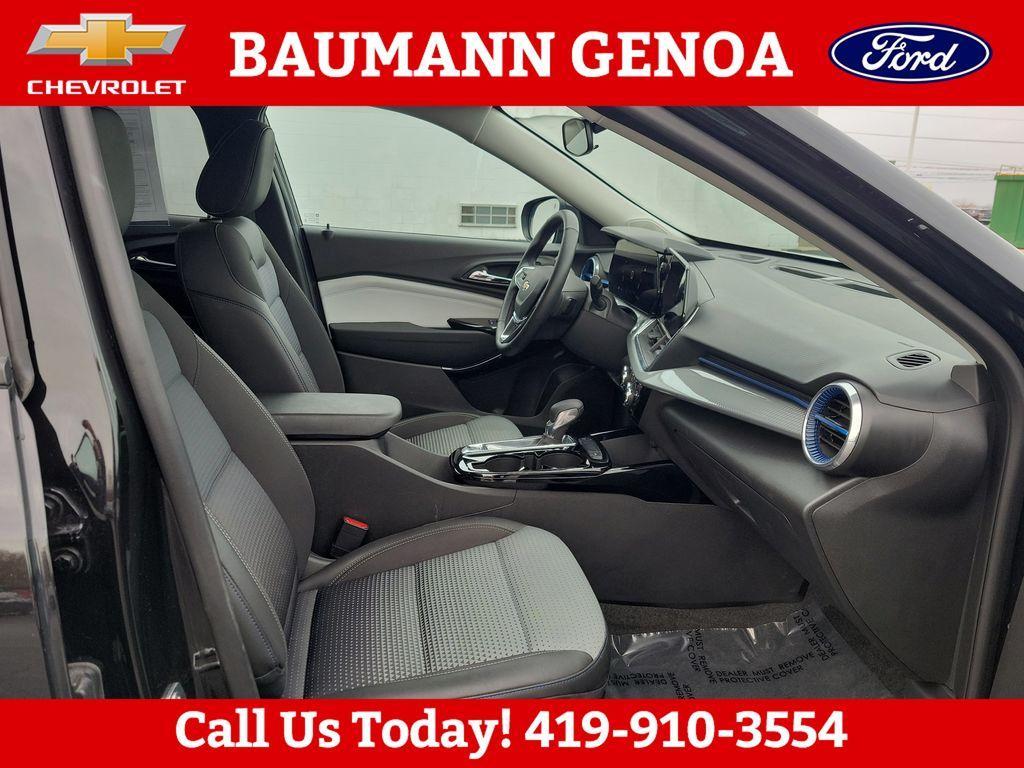 used 2025 Chevrolet Trax car, priced at $23,250