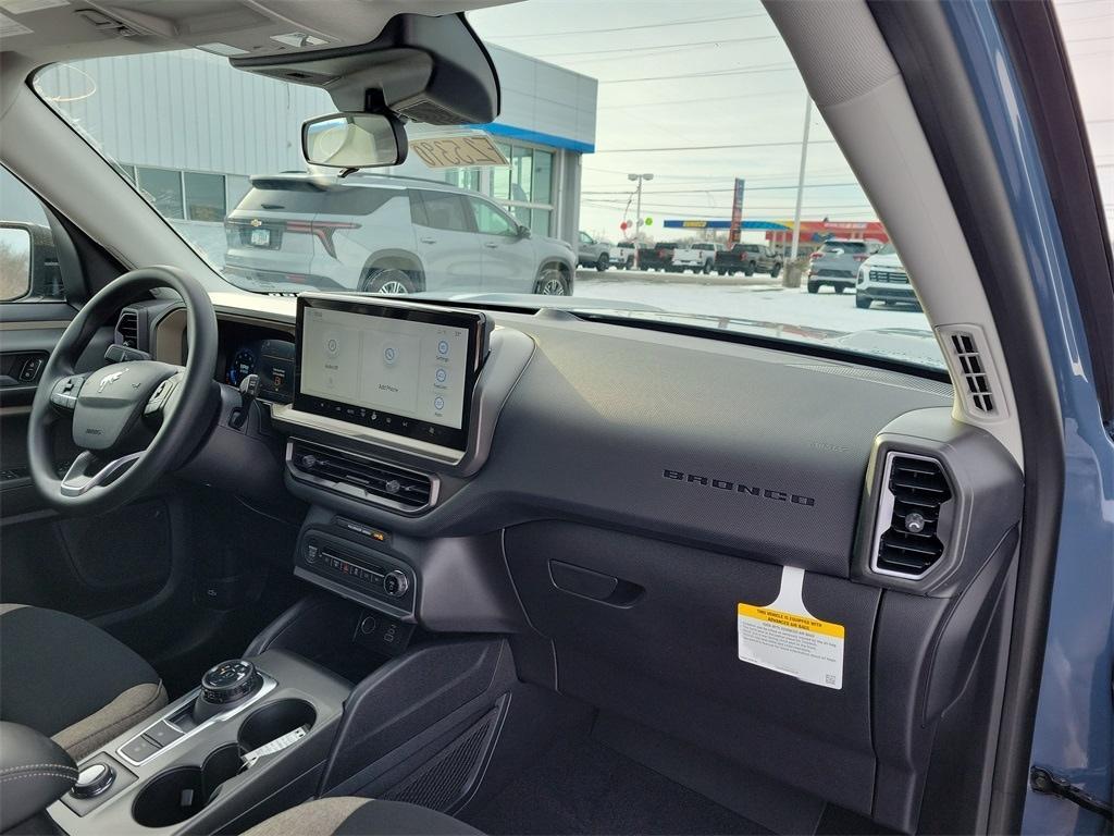 new 2025 Ford Bronco Sport car, priced at $33,327