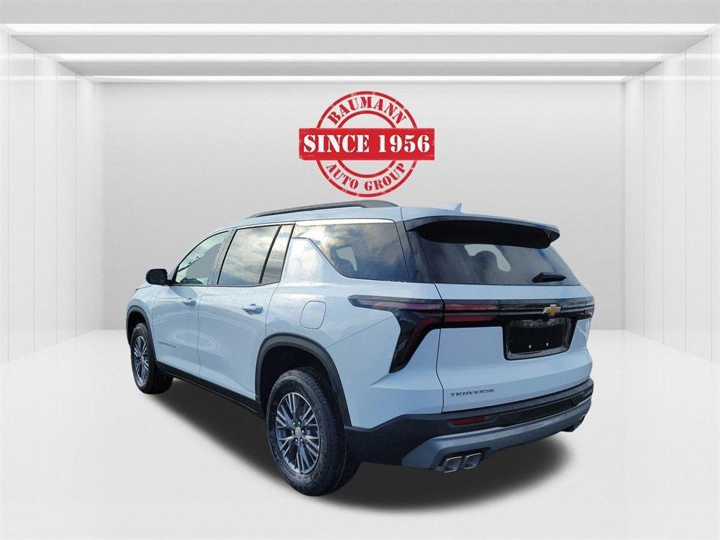 new 2026 Chevrolet Traverse car, priced at $40,605