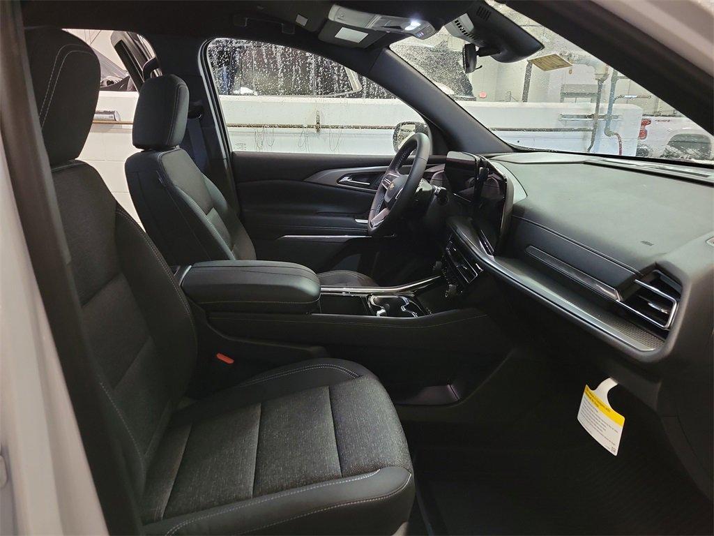 new 2026 Chevrolet Traverse car, priced at $40,605