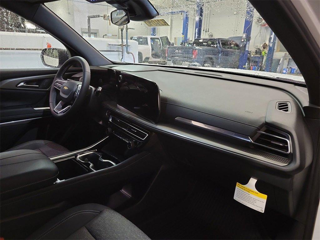 new 2026 Chevrolet Traverse car, priced at $40,605