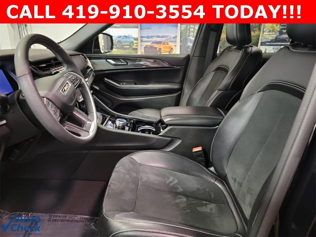 used 2023 Jeep Grand Cherokee car, priced at $32,500