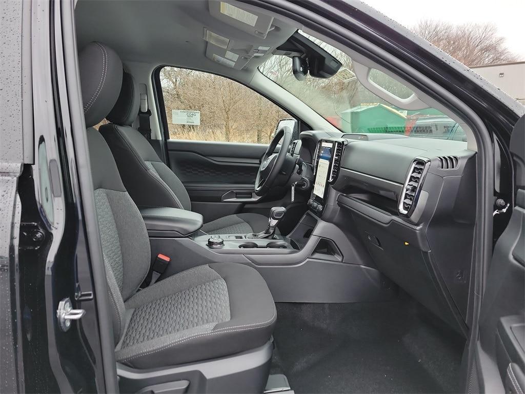 new 2025 Ford Ranger car, priced at $39,428