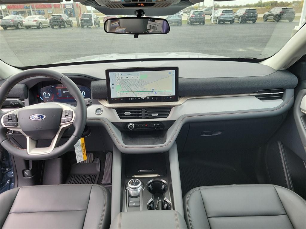 new 2025 Ford Explorer car, priced at $47,600