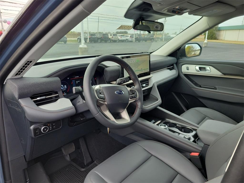 new 2025 Ford Explorer car, priced at $47,600