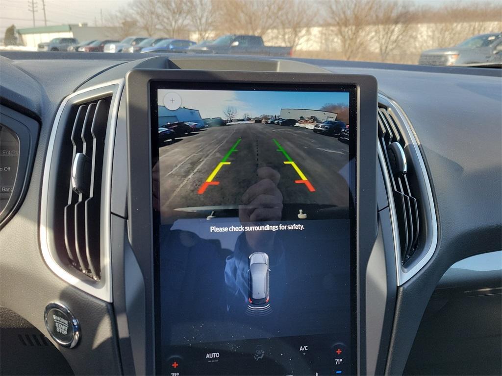 used 2023 Ford Edge car, priced at $28,000