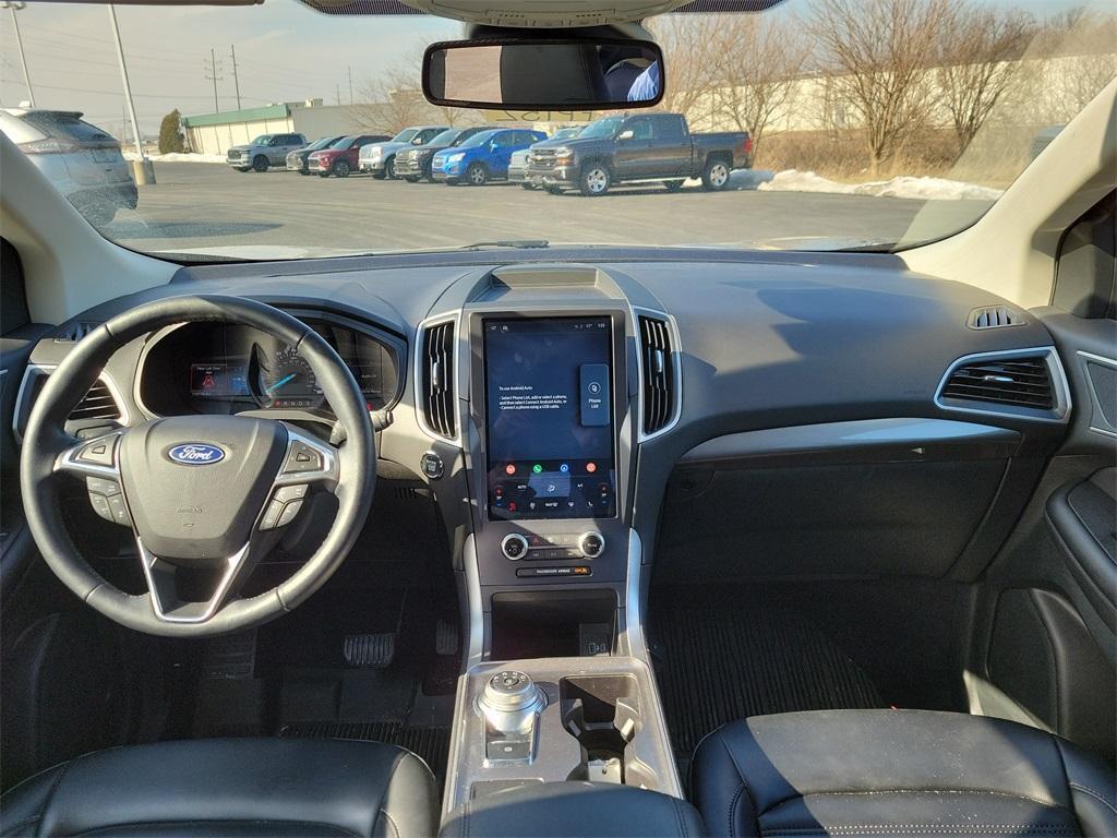 used 2023 Ford Edge car, priced at $28,000