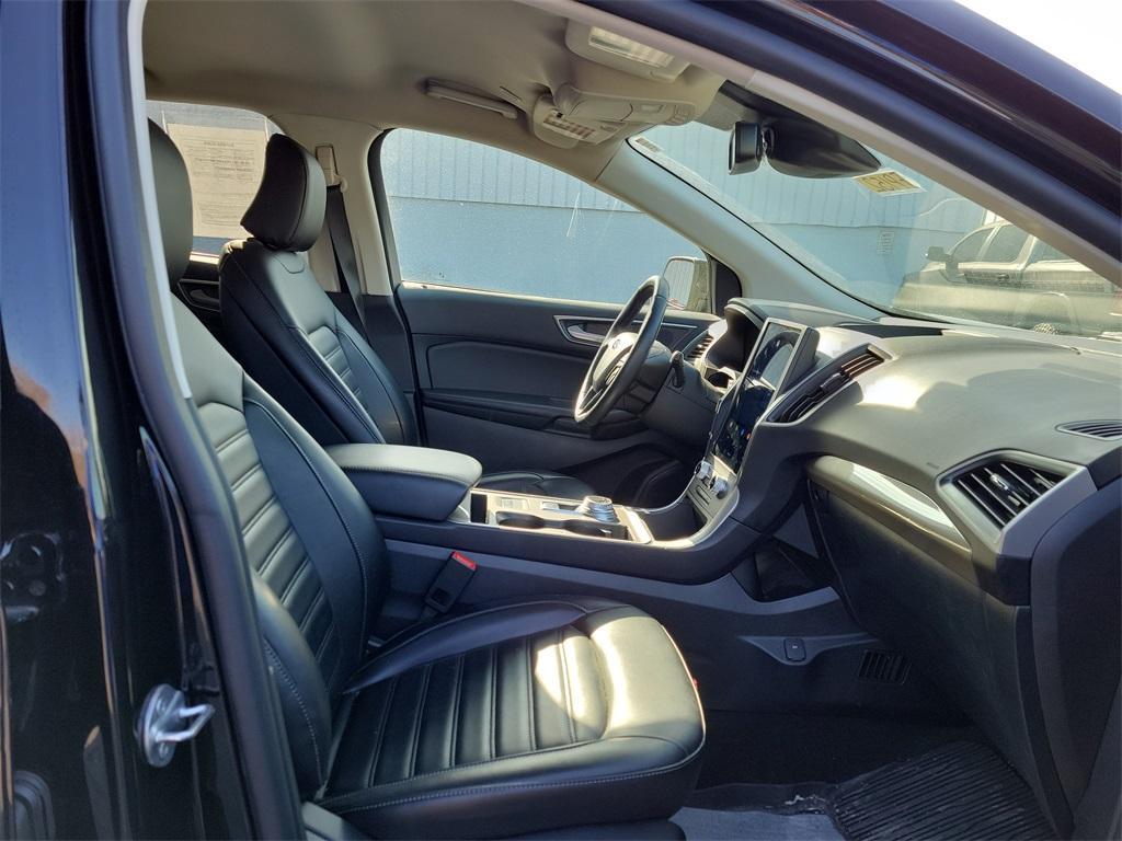 used 2023 Ford Edge car, priced at $28,000
