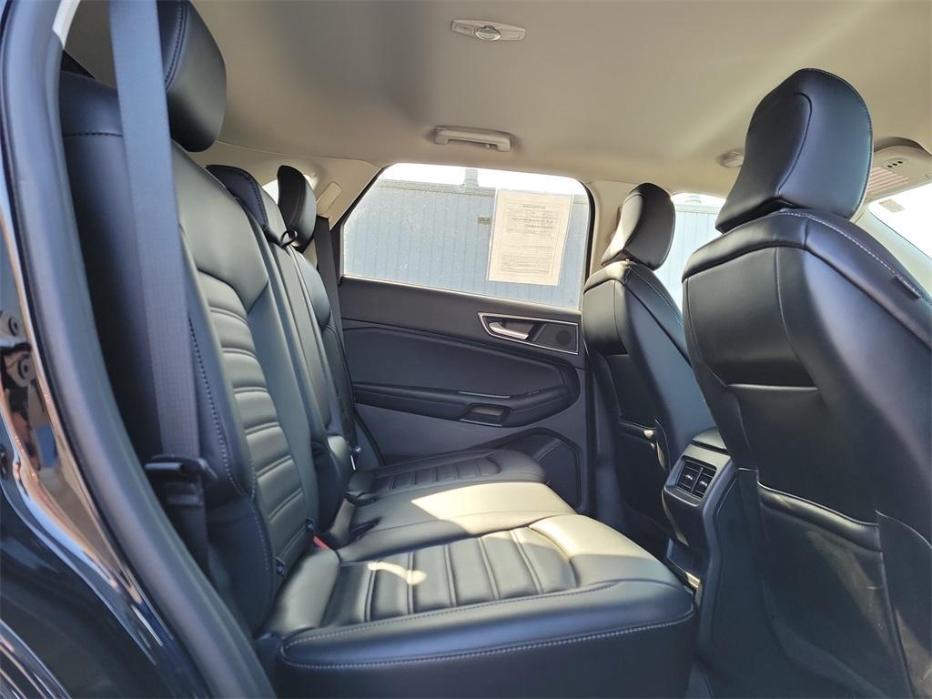 used 2023 Ford Edge car, priced at $28,000