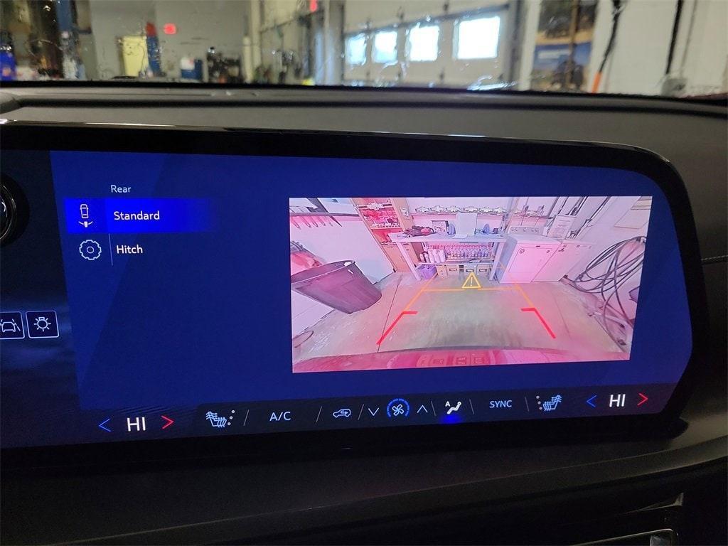 new 2026 Chevrolet Traverse car, priced at $41,056