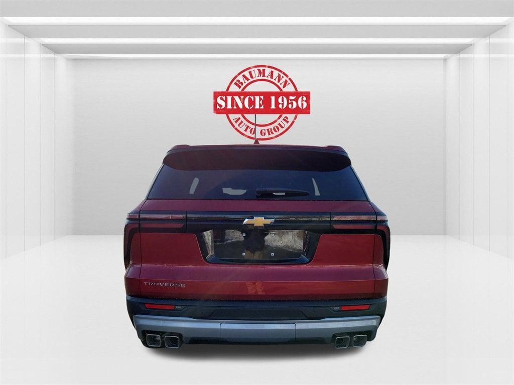 new 2026 Chevrolet Traverse car, priced at $41,056