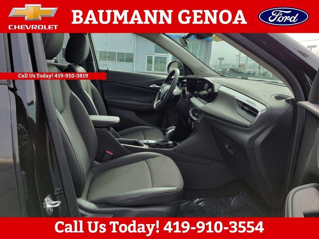 used 2025 Buick Encore GX car, priced at $22,500