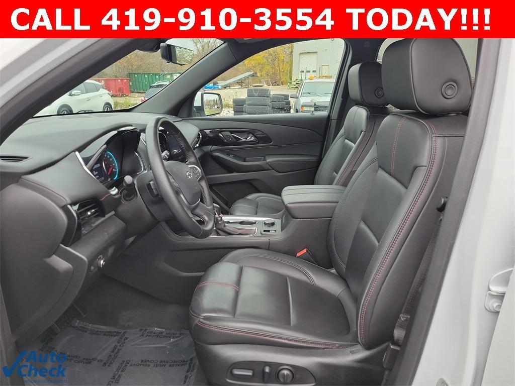 used 2023 Chevrolet Traverse car, priced at $36,800