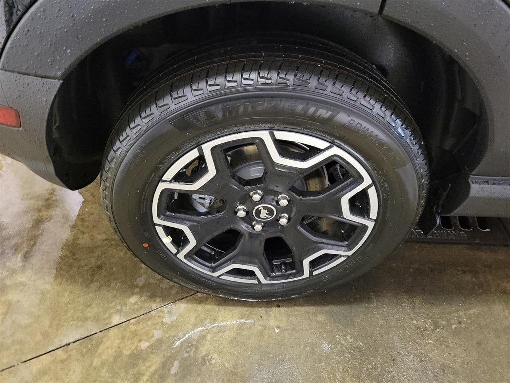 new 2025 Ford Bronco Sport car, priced at $36,373