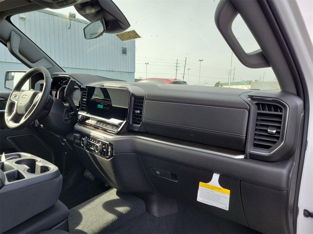 new 2026 Chevrolet Silverado 1500 car, priced at $51,595