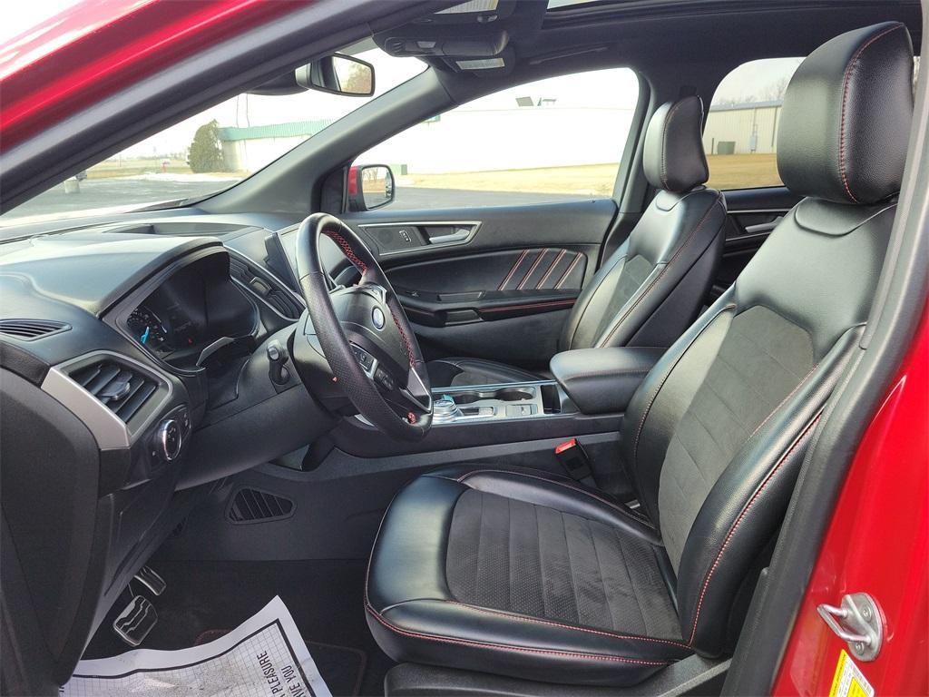 used 2023 Ford Edge car, priced at $29,356