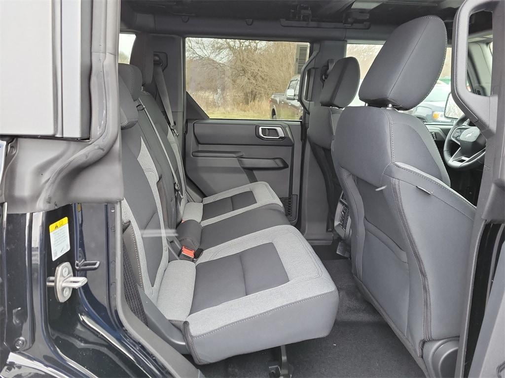 new 2025 Ford Bronco car, priced at $45,579