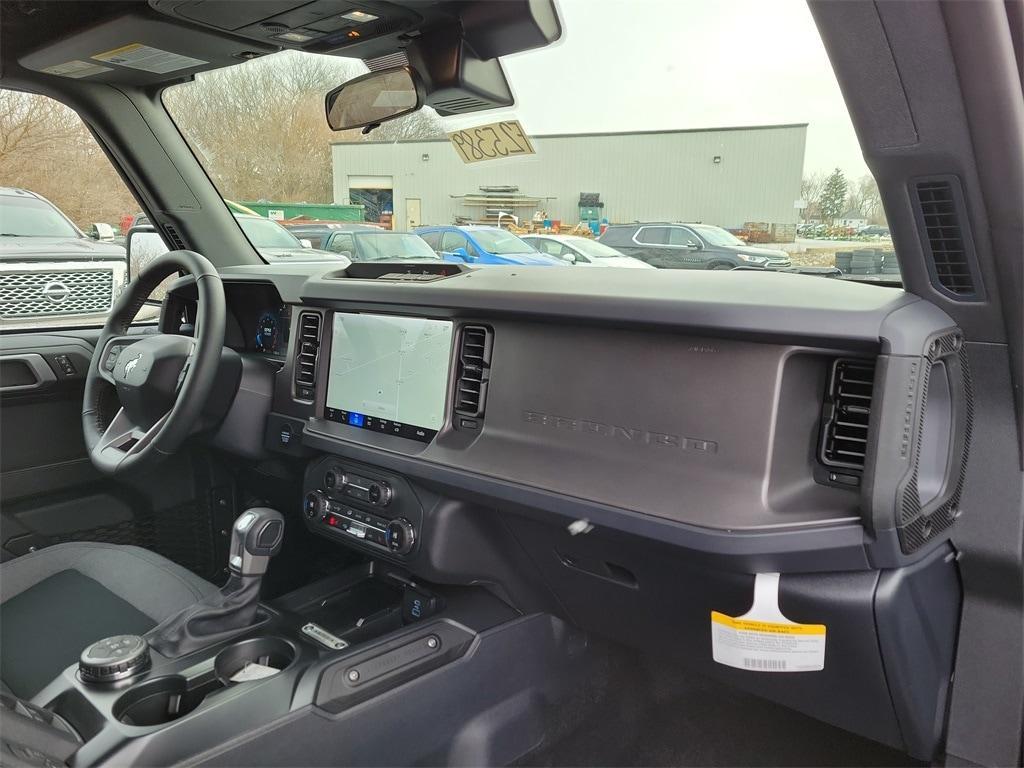 new 2025 Ford Bronco car, priced at $45,579