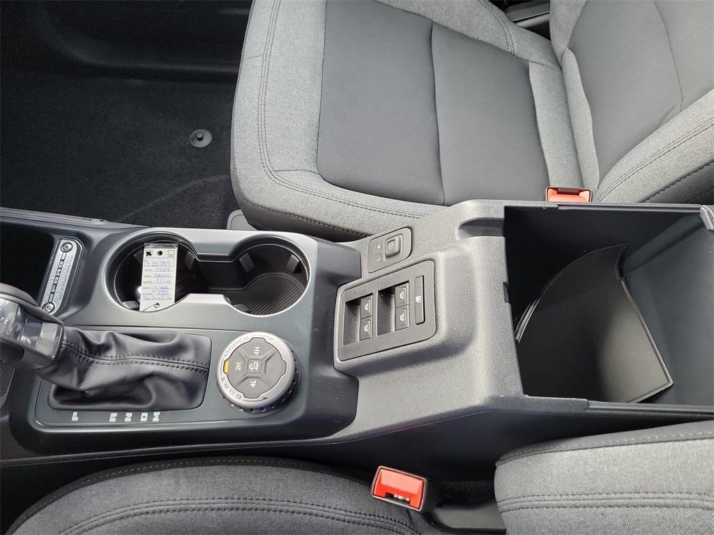 new 2025 Ford Bronco car, priced at $45,579