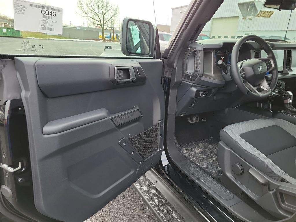 new 2025 Ford Bronco car, priced at $45,579
