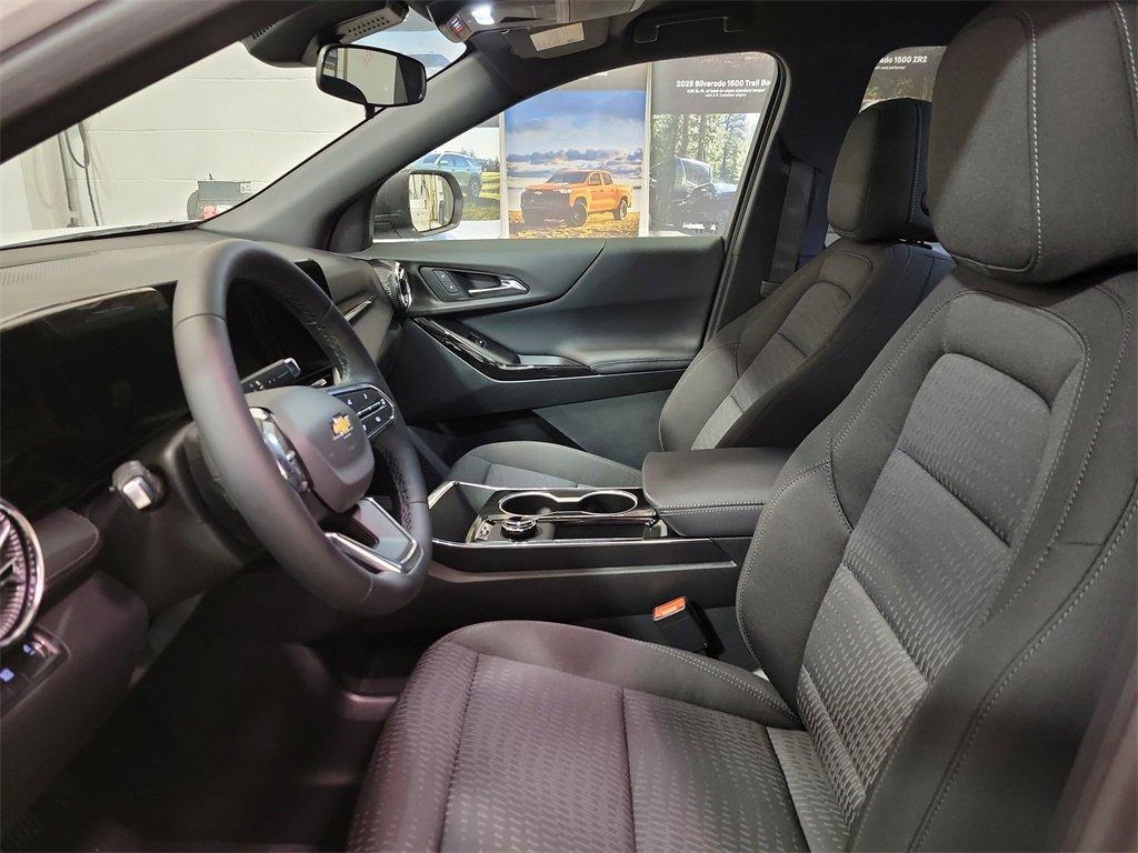 new 2026 Chevrolet Equinox car, priced at $31,255