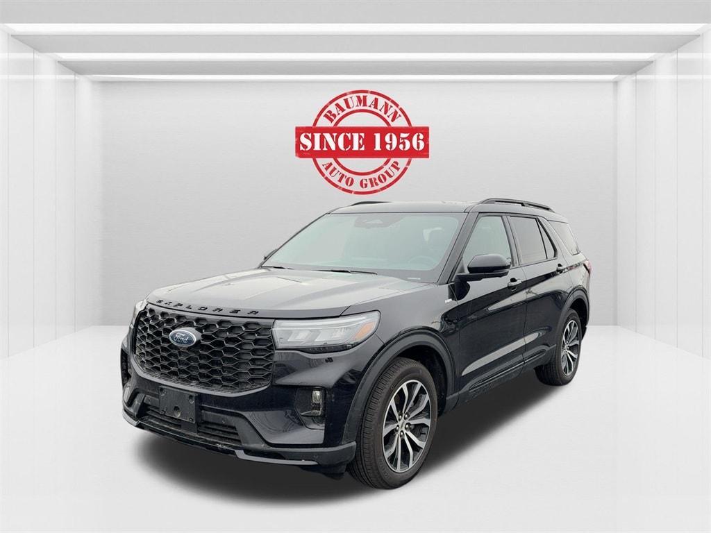 new 2025 Ford Explorer car, priced at $51,465