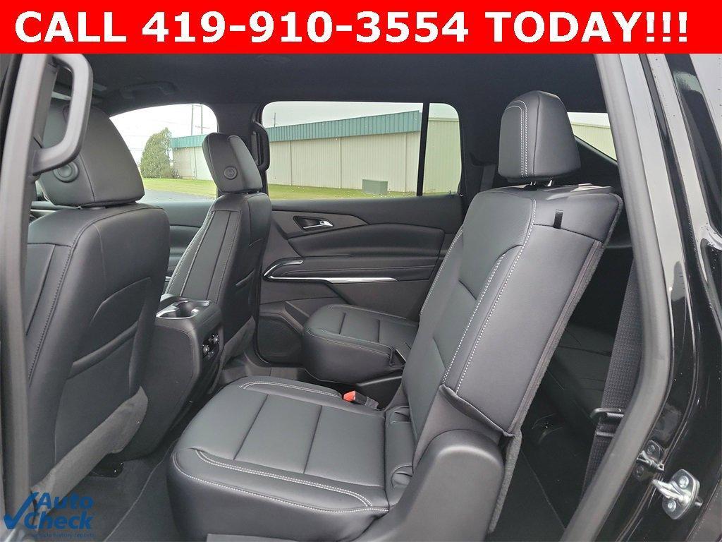 new 2026 Chevrolet Traverse car, priced at $44,323