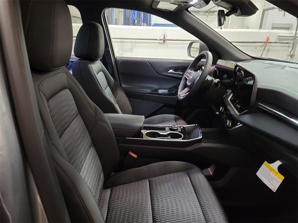 new 2026 Chevrolet Equinox car, priced at $31,255