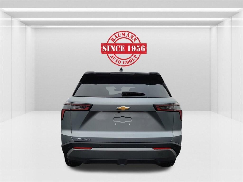 new 2026 Chevrolet Equinox car, priced at $31,255