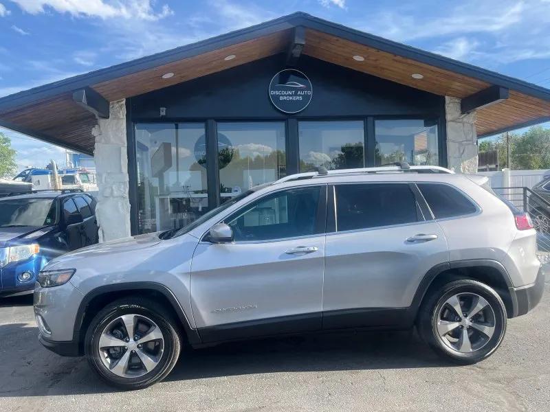 used 2019 Jeep Cherokee car, priced at $12,800