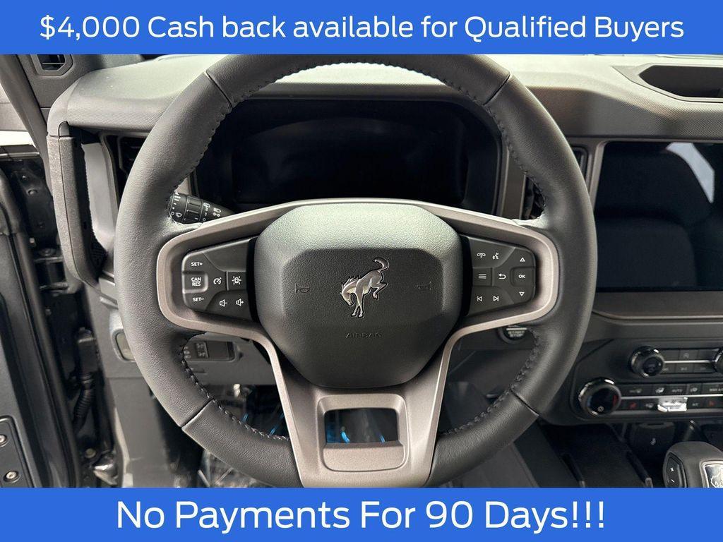 new 2025 Ford Bronco car, priced at $52,960