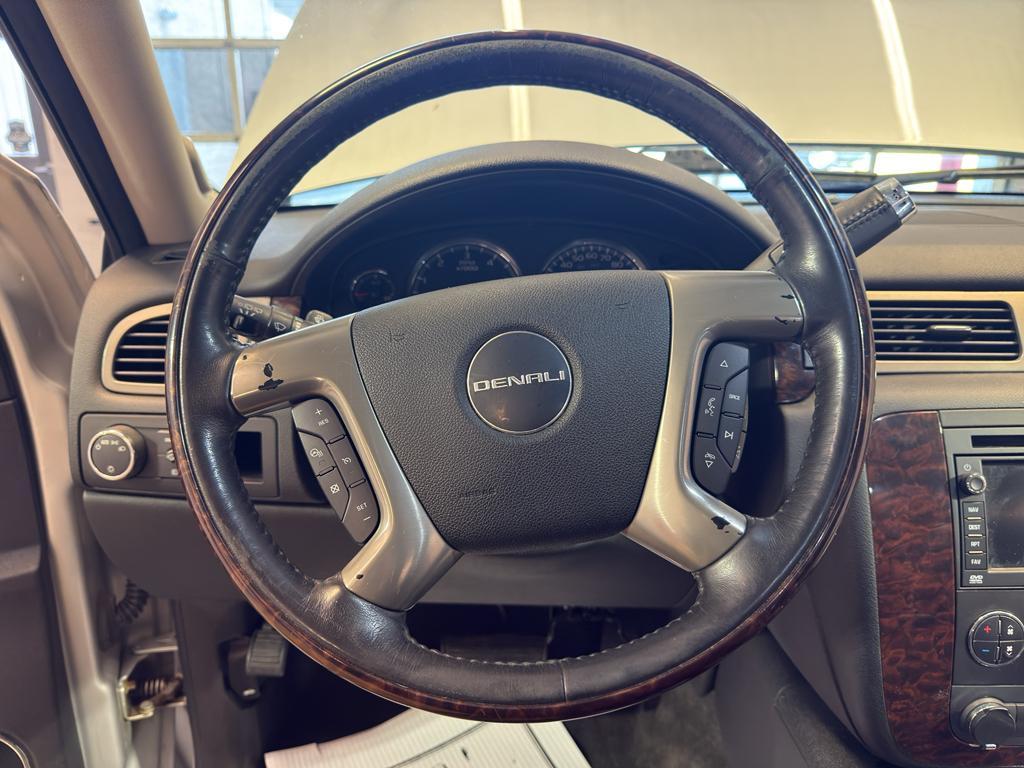 used 2010 GMC Yukon car, priced at $11,991