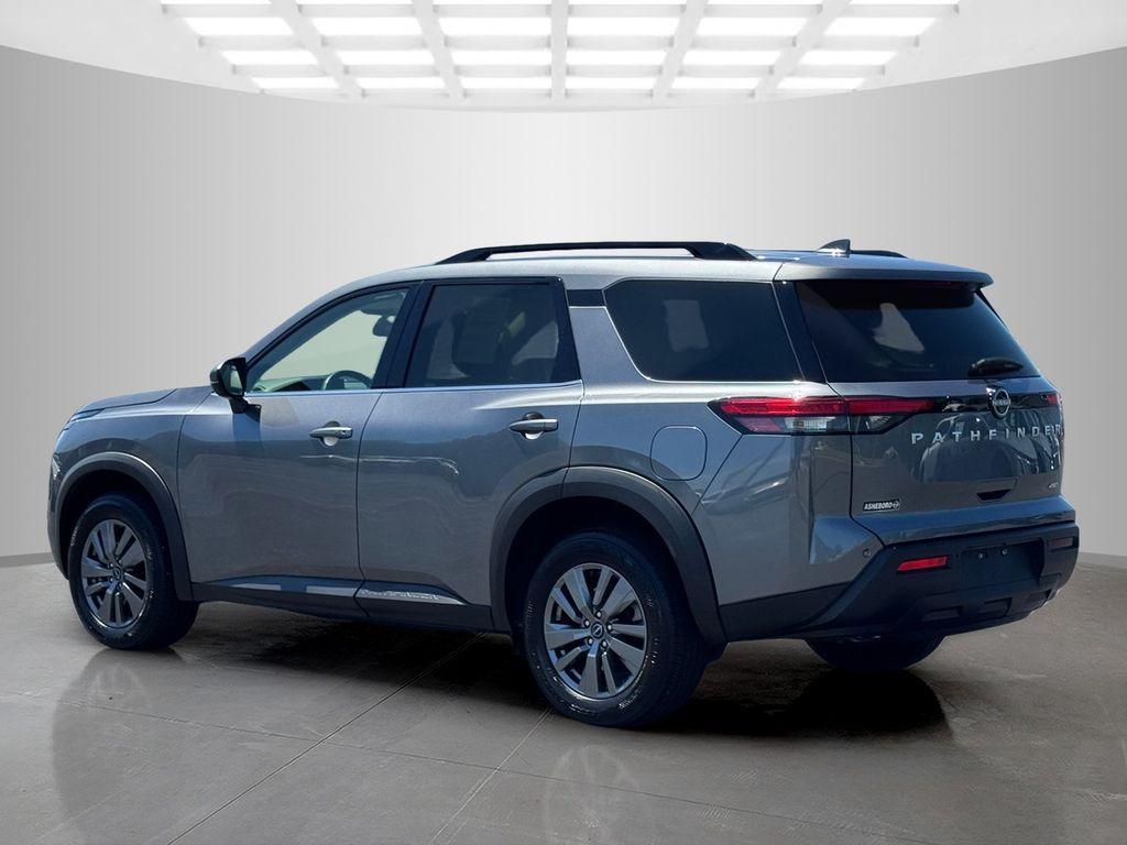 used 2025 Nissan Pathfinder car, priced at $32,988