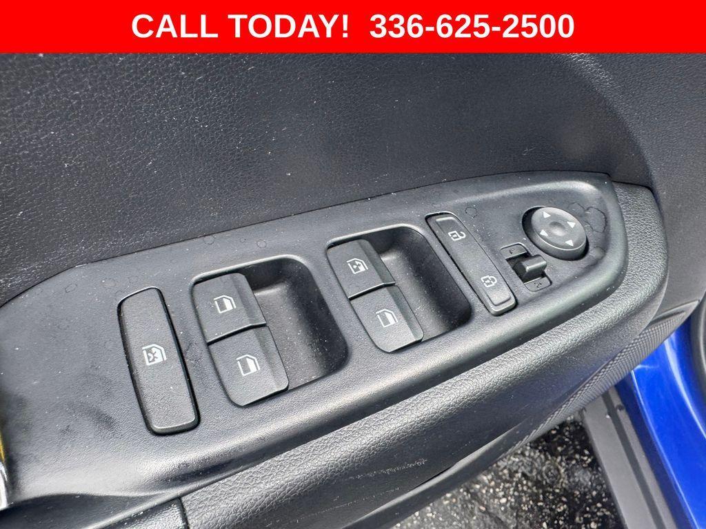 used 2022 Hyundai Venue car, priced at $18,488