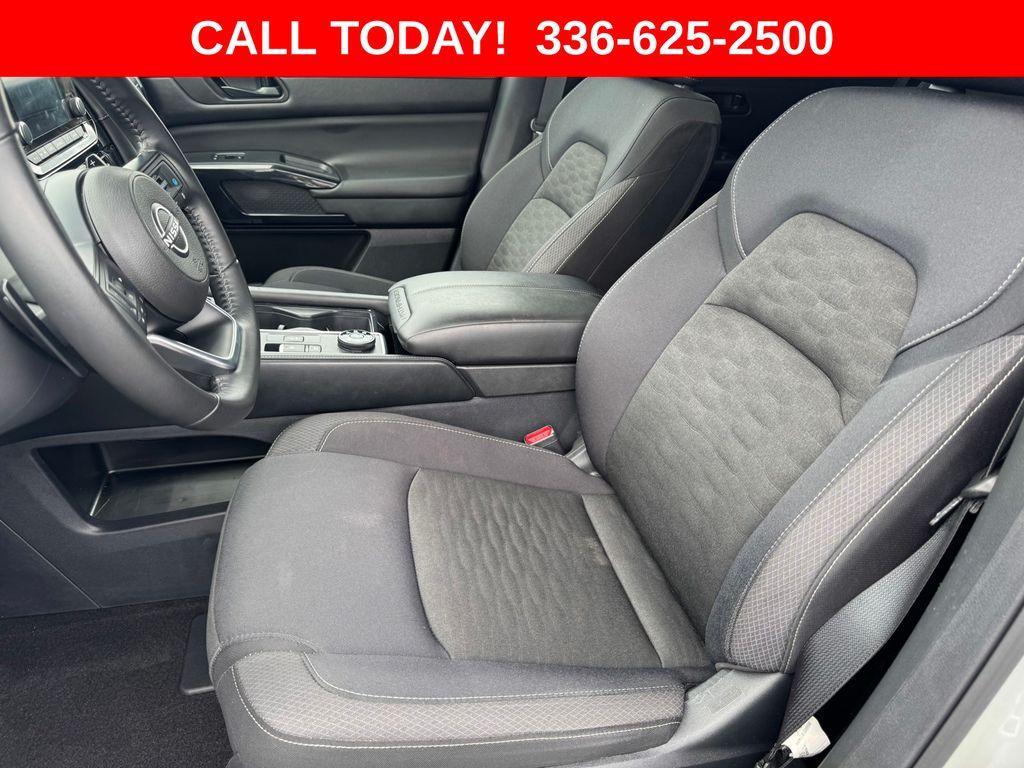 used 2025 Nissan Pathfinder car, priced at $30,988