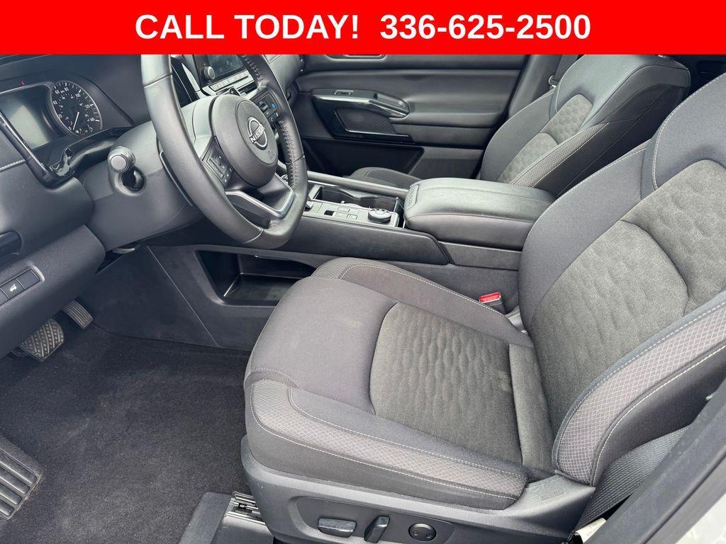 used 2025 Nissan Pathfinder car, priced at $30,988