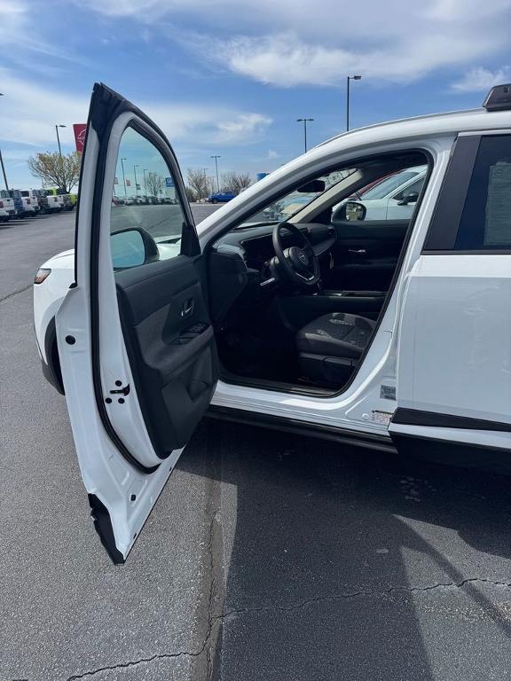 new 2026 Nissan Kicks car, priced at $25,394