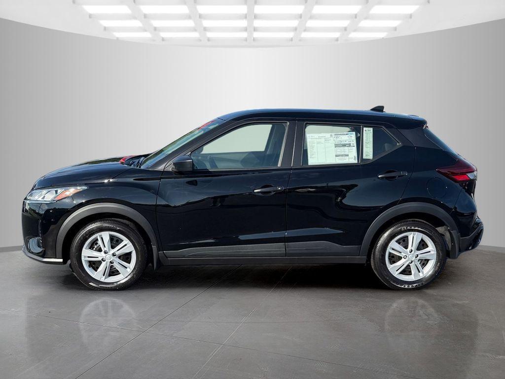 new 2025 Nissan Kicks Play car, priced at $22,434