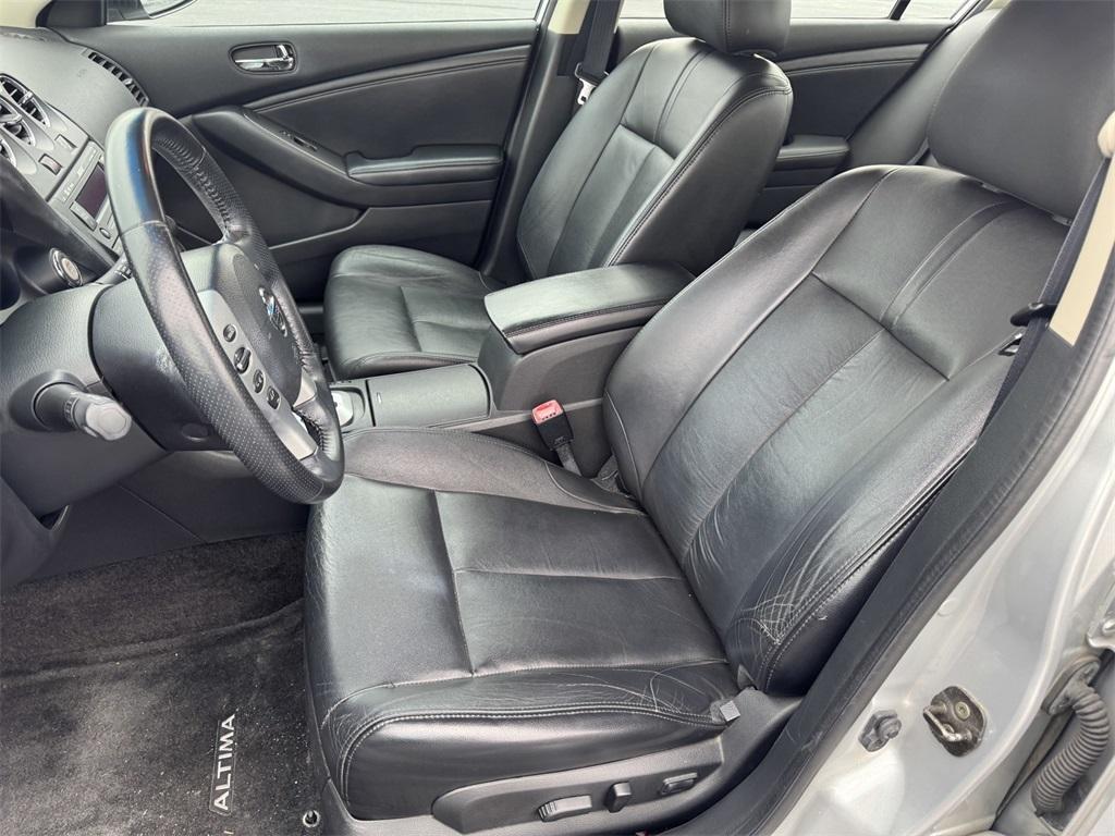 used 2007 Nissan Altima car, priced at $6,788