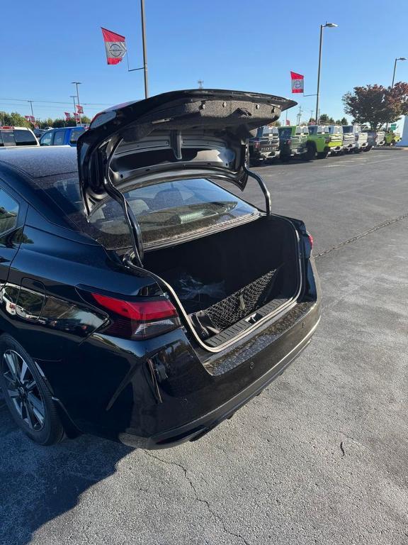new 2025 Nissan Versa car, priced at $21,285